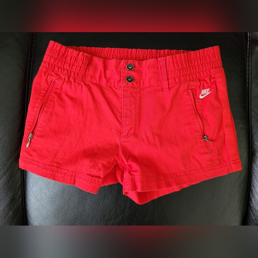 🌺2 for $10🌺 Nike Size Small Red Shorts